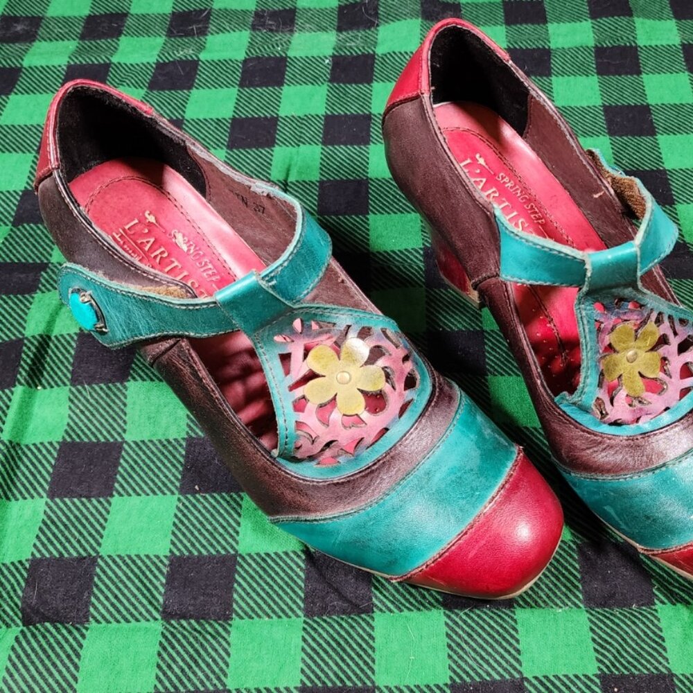 L'Artiste Spring Step Jardin Bohemian Square Heel Sandal Shoe